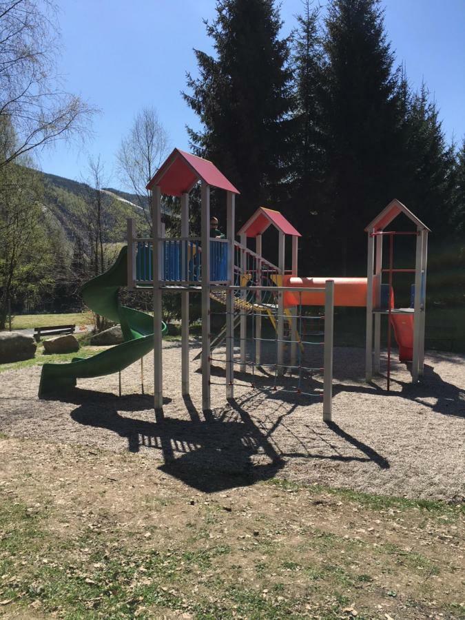 Horska Chata Harrachov Buitenkant foto
